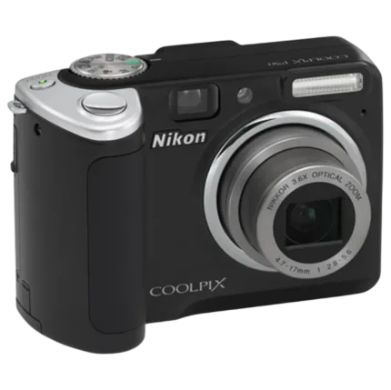 Nikon Coolpix P50 (pre-owned)